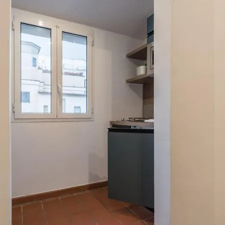 Apartment Joivy Lovely Flats Next To Fontana Di Trevi Rome