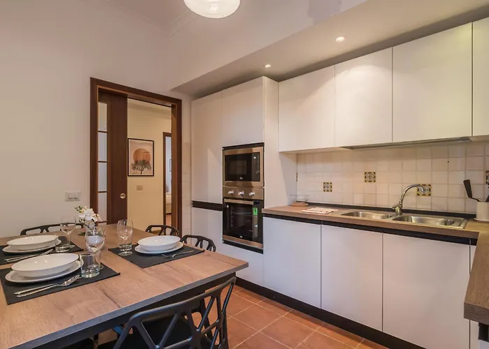 Apartment Joivy Lovely Flats Next To Fontana Di Trevi Rome